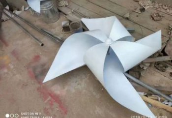 庭院风车雕塑厂家 公园旋转雕塑 锻造不锈钢雕塑