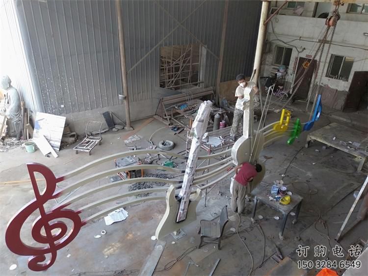 通用住宅小区音符雕塑 哑光景观摆件 公园雕塑实景图 通用住宅小区音符雕塑 哑光景观摆件 公园雕塑实景图