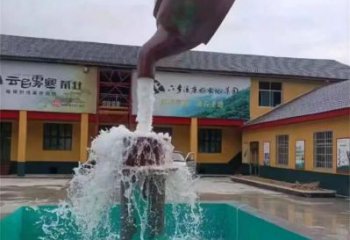 美陈天壶雕塑生产制作 异形喷水流水雕塑 酒店悬空雕塑