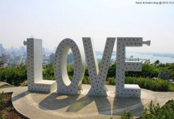 标志Love雕塑预定，小区摆件，不锈钢Love雕塑主题厂家