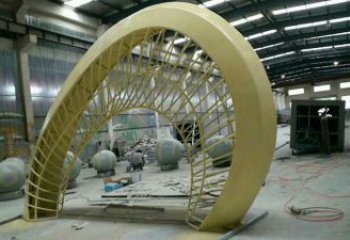 大型不锈钢拱门雕塑，镂空烤漆工艺制作