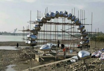 不锈钢鹅卵石大门雕塑生产制作