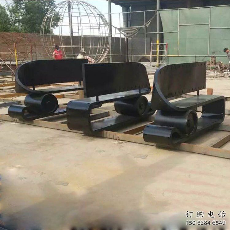 不锈钢胶卷坐凳雕塑