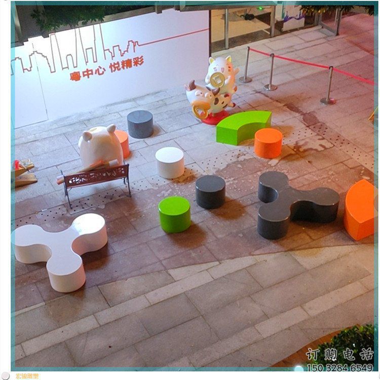 商场坐凳雕塑 商场坐凳雕塑