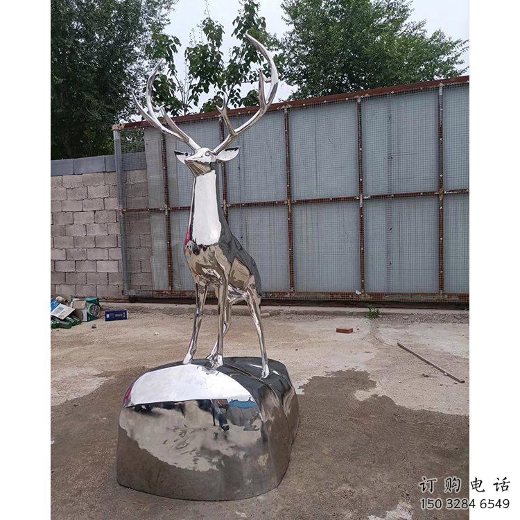 仿真小鹿雕塑制造,白钢构件,不锈钢镜面小鹿雕塑提供 仿真小鹿雕塑制造,白钢构件,不锈钢镜面小鹿雕塑提供