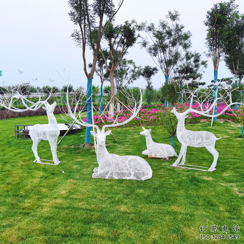 金属小鹿雕塑制作,陆地摆件,镂空小鹿雕塑制造商 金属小鹿雕塑制作,陆地摆件,镂空小鹿雕塑制造商