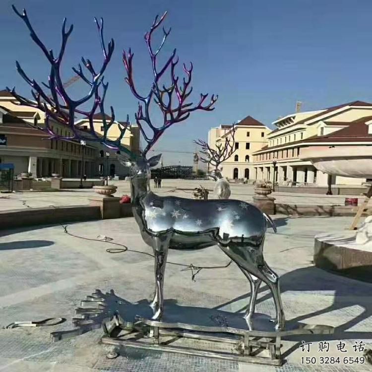 仿真梅花鹿雕塑制造商，城区小品，不锈钢动物雕塑制作