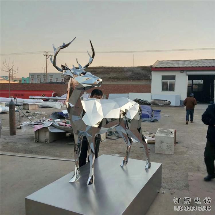 小鹿雕塑供求,景观雕塑,切面小鹿雕塑制造商 小鹿雕塑供求,景观雕塑,切面小鹿雕塑制造商