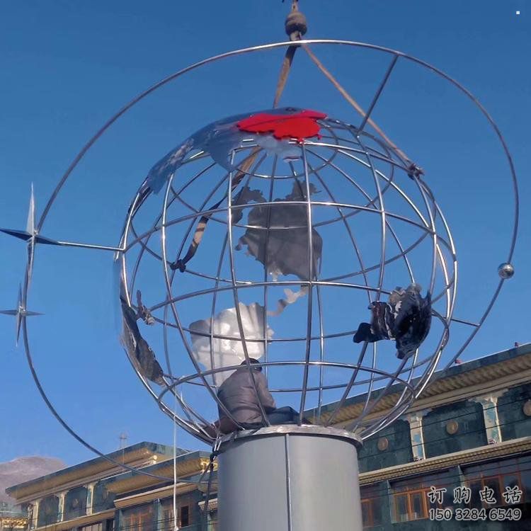 地球仪雕塑通用,街道标识,钢铸镜面地球仪雕塑承接 地球仪雕塑通用,街道标识,钢铸镜面地球仪雕塑承接