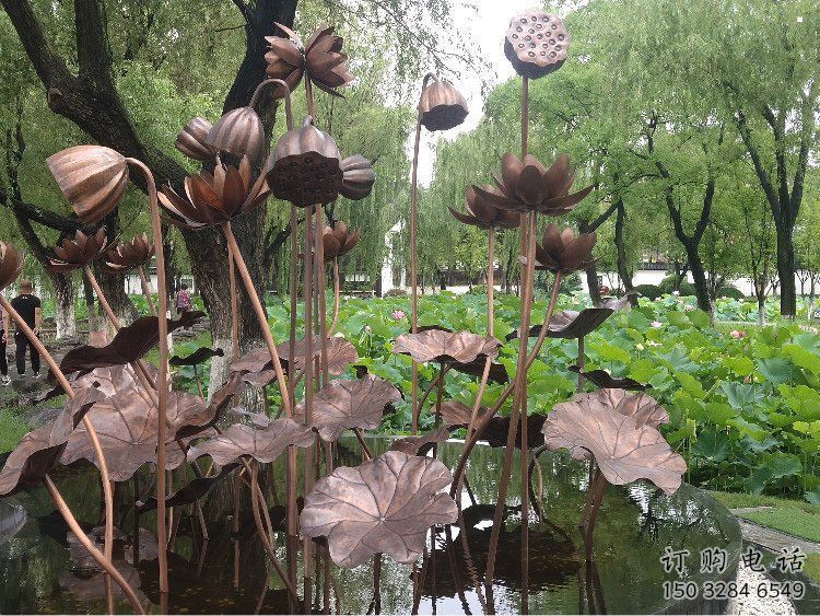 荷花雕塑供应，城区小品，户外铜荷花雕塑制造商