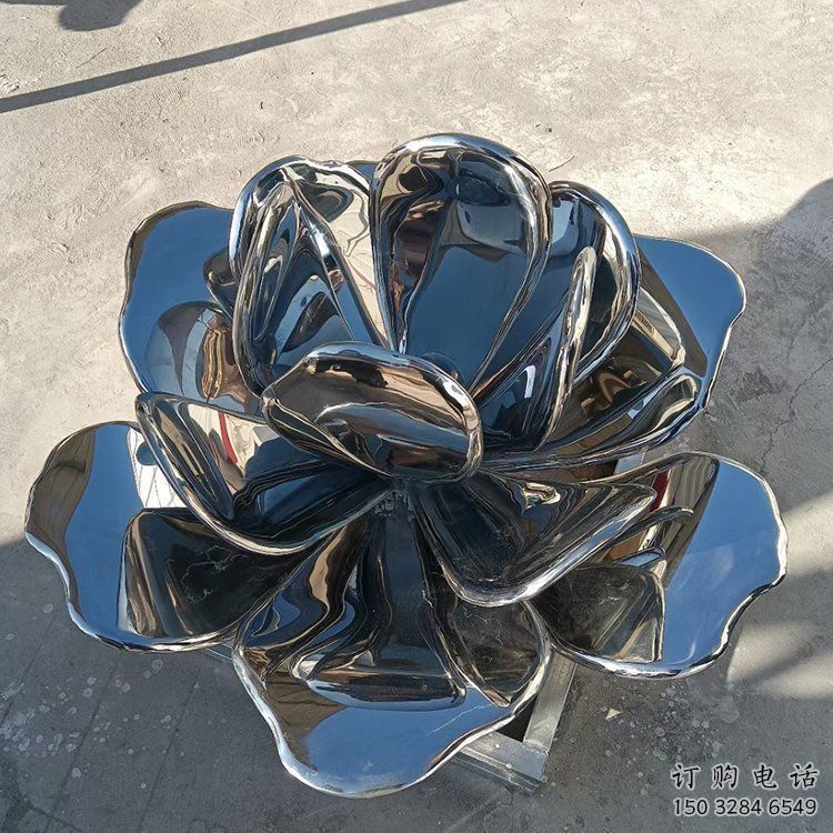 制造莲花雕塑厂家，金属组合，镜面莲花雕塑常用