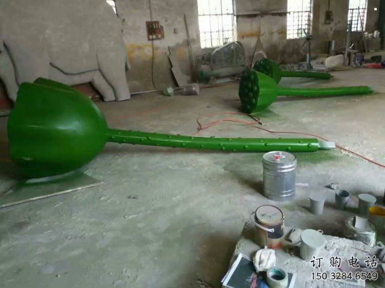 公园莲藕雕塑
