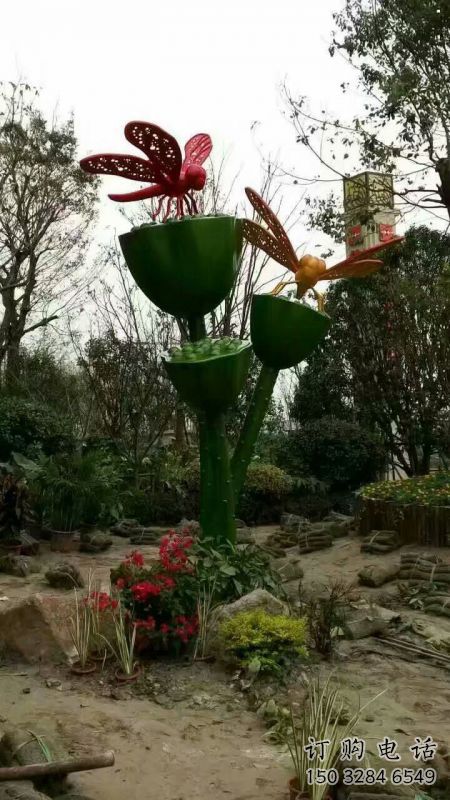 园林莲藕雕塑