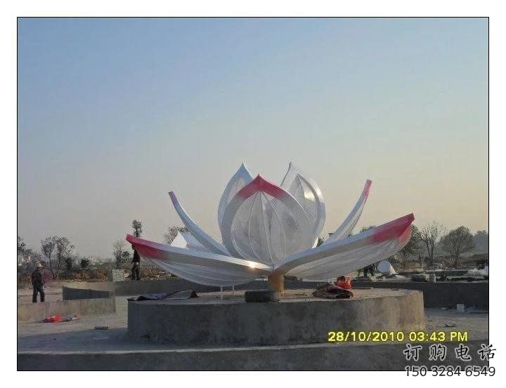 卧莲雕塑订做，彩钢制作，不锈钢卧莲雕塑订做厂家