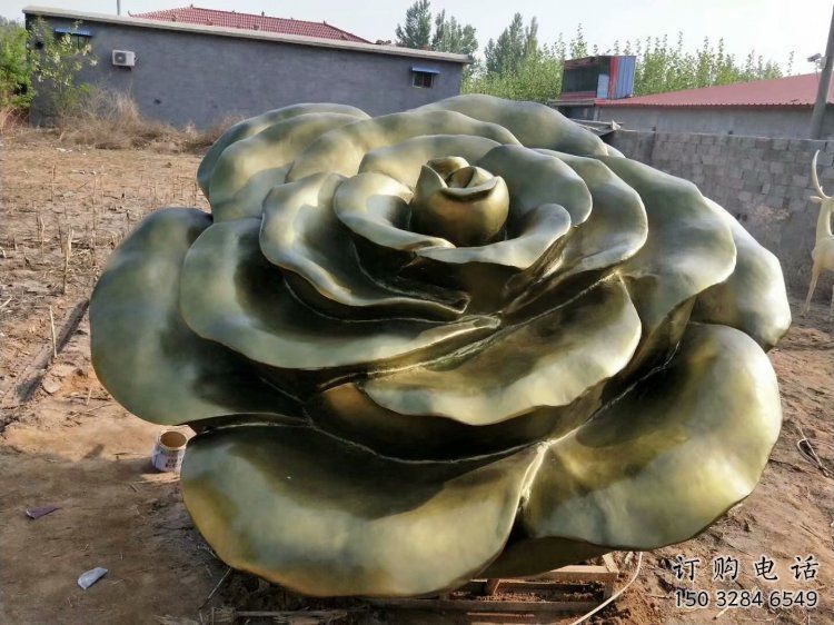 别墅区玫瑰雕塑