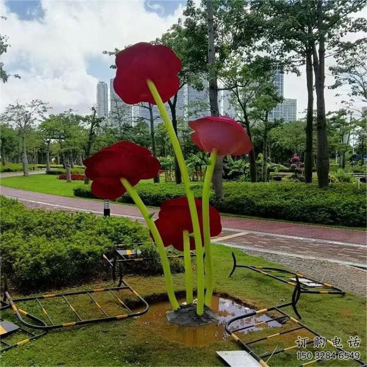农村玫瑰雕塑