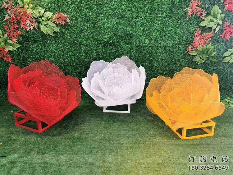 玫瑰花雕塑制作厂家，公园小品，镂空玫瑰花雕塑订做