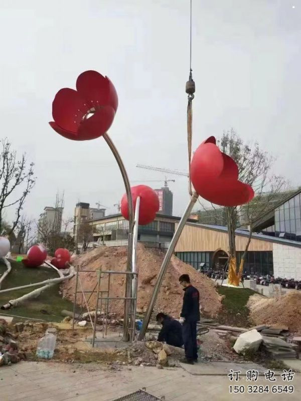 广场花朵雕塑 广场花朵雕塑