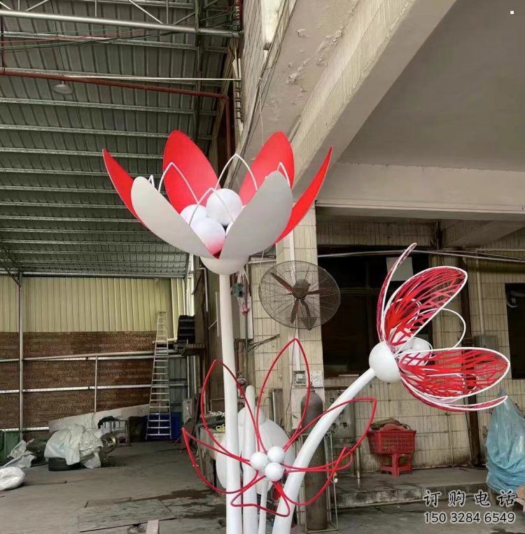 烤漆百合花雕塑供应,花园小品,不锈钢百合花雕塑展品 烤漆百合花雕塑供应,花园小品,不锈钢百合花雕塑展品
