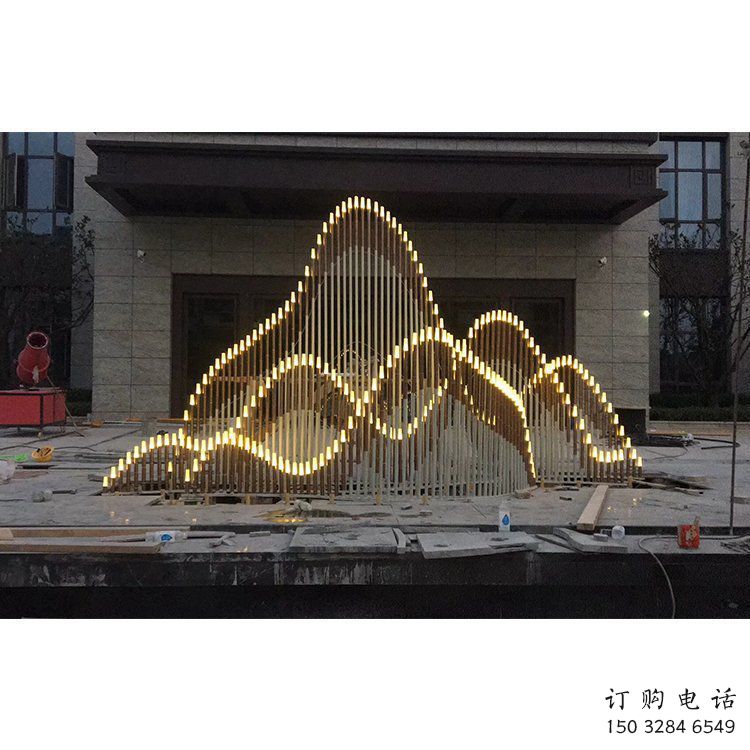 摆件假山雕塑，室外雕塑，小假山雕塑供应商