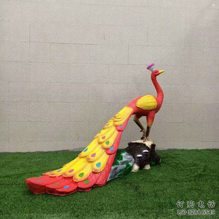 彩绘孔雀雕塑厂家通用，街头雕塑，仿真孔雀雕塑标准