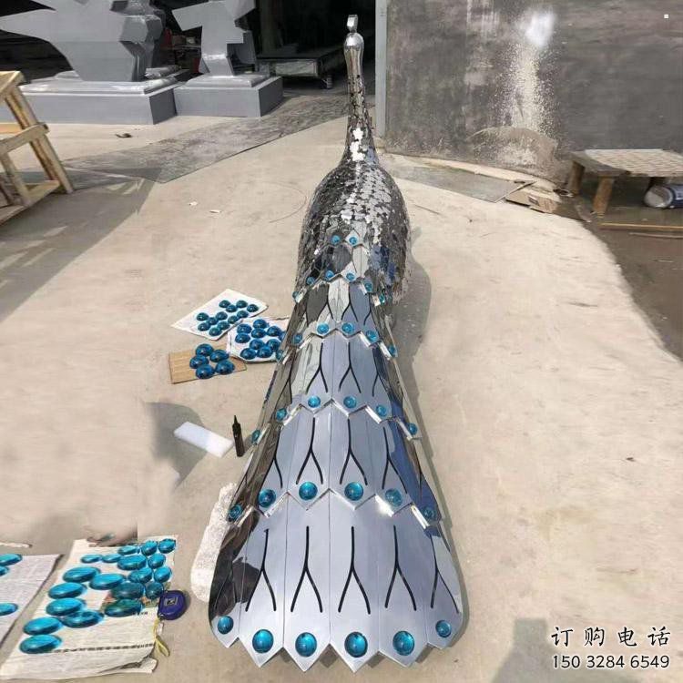 孔雀雕塑优选，陆地摆件，不锈钢孔雀雕塑厂家供给