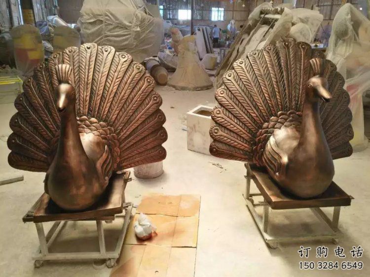 孔雀雕塑制造，广场雕塑，制造铜孔雀雕塑厂家