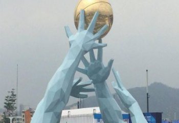 户外地球仪摆放通用，陆地摆件，景观手托地球仪雕塑优选