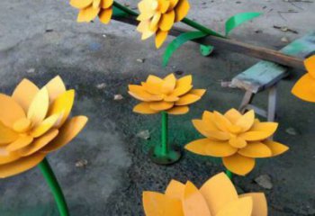 黄莲花雕塑精选，户外雕塑，广场烤漆黄莲花雕塑优价