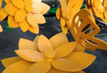 黄莲花雕塑制造商，小区摆件，烤漆黄莲花雕塑制造厂家