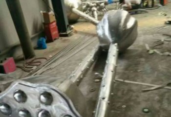步行街莲藕雕塑