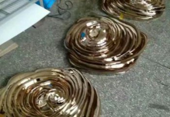 玫瑰花雕塑服务商，金属构件，金属电镀玫瑰花雕塑定价