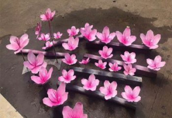桃花雕塑工厂，美陈雕塑，烤漆桃花雕塑标准
