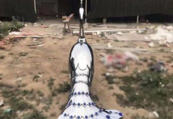 孔雀雕塑供求，美陈雕塑，标志不锈钢孔雀雕塑制造