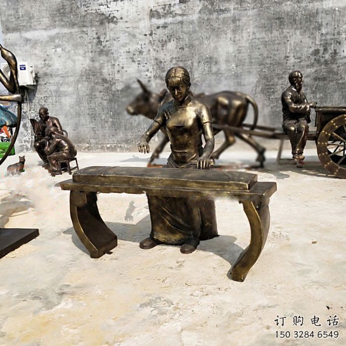 弹古筝雕塑制造商，小区摆件，民俗人物雕塑提供