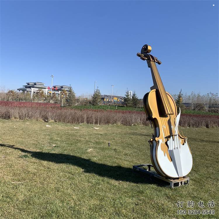 小提琴雕塑供需,室外软装,不锈钢小提琴雕塑制作 小提琴雕塑供需,室外软装,不锈钢小提琴雕塑制作