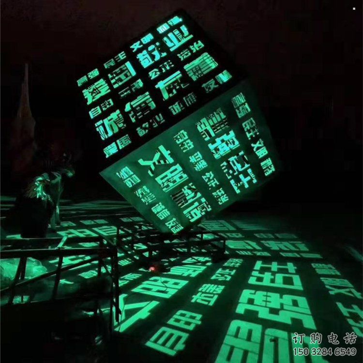 大型魔方雕塑选用，街道标识，灯光魔方雕塑厂家常用