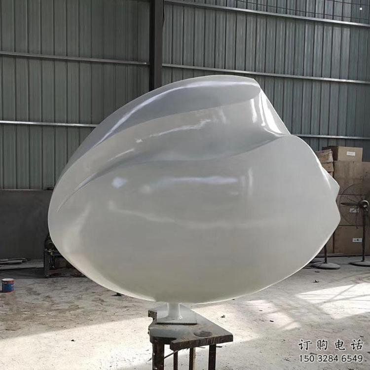 镂空鸡蛋雕塑