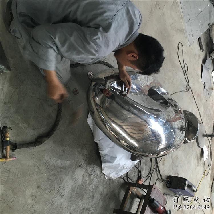 镜面球雕塑承接,美陈雕塑,不锈钢球雕塑供给 镜面球雕塑承接,美陈雕塑,不锈钢球雕塑供给
