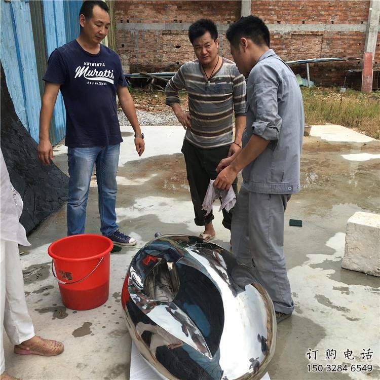 镜面球雕塑特供,白钢构件,不锈钢球雕塑供应 镜面球雕塑特供,白钢构件,不锈钢球雕塑供应