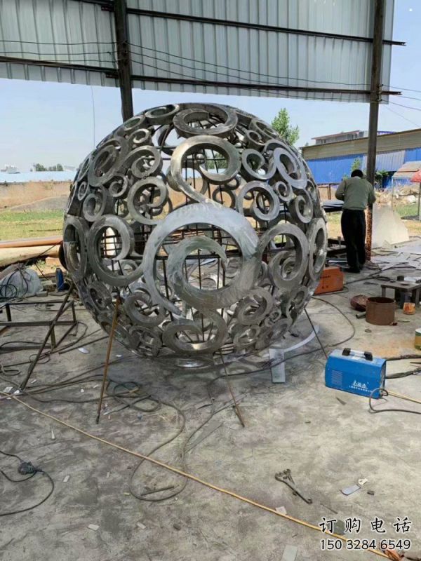 灯光球雕塑优选,陆地摆件,不锈钢灯光球雕塑制作厂家 灯光球雕塑优选,陆地摆件,不锈钢灯光球雕塑制作厂家