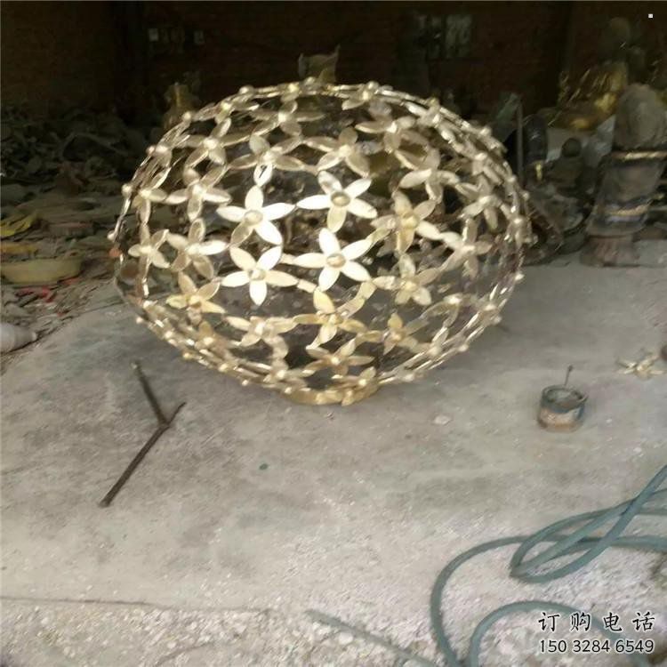 灯光球雕塑供需,室外软装,不锈钢灯光球雕塑制作 灯光球雕塑供需,室外软装,不锈钢灯光球雕塑制作