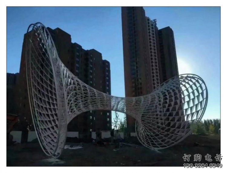 花瓶雕塑制造,欧式风格,镂空花瓶雕塑厂家供给 花瓶雕塑制造,欧式风格,镂空花瓶雕塑厂家供给