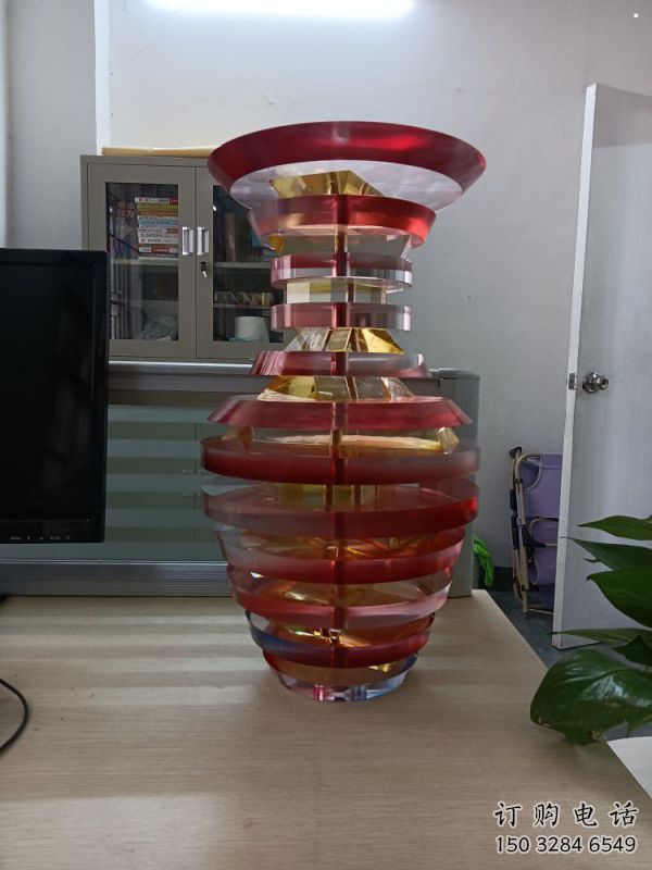 抽象花瓶雕塑制造,景观雕塑,异形花瓶雕塑展品 抽象花瓶雕塑制造,景观雕塑,异形花瓶雕塑展品