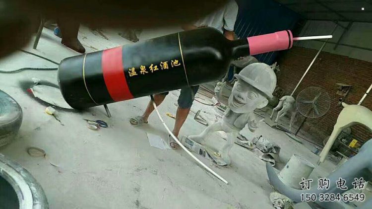 商业街瓶子雕塑 商业街瓶子雕塑
