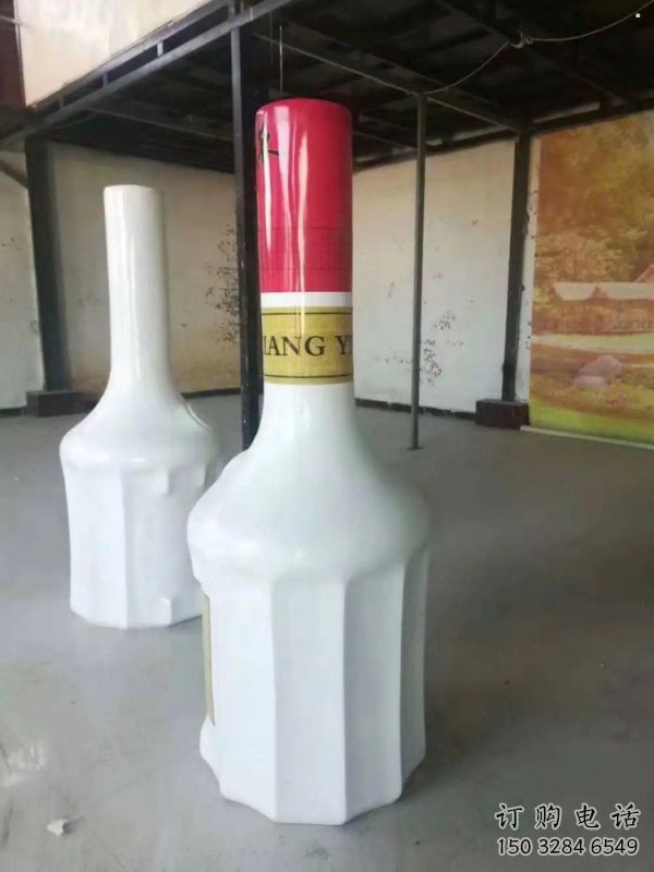 彩绘瓶子雕塑 彩绘瓶子雕塑