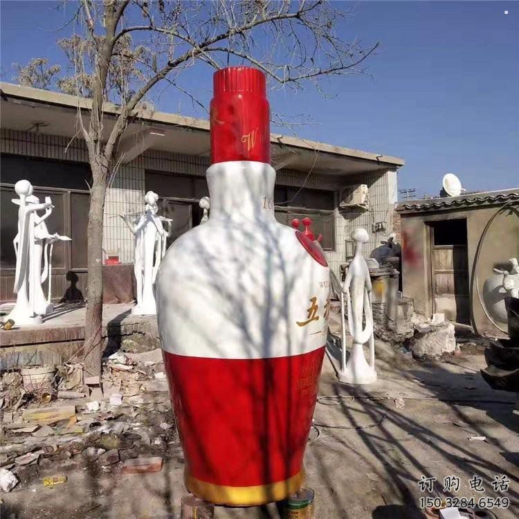 酒瓶雕塑精品,景观雕塑,房地产玻璃钢酒瓶雕塑生产商 酒瓶雕塑精品,景观雕塑,房地产玻璃钢酒瓶雕塑生产商