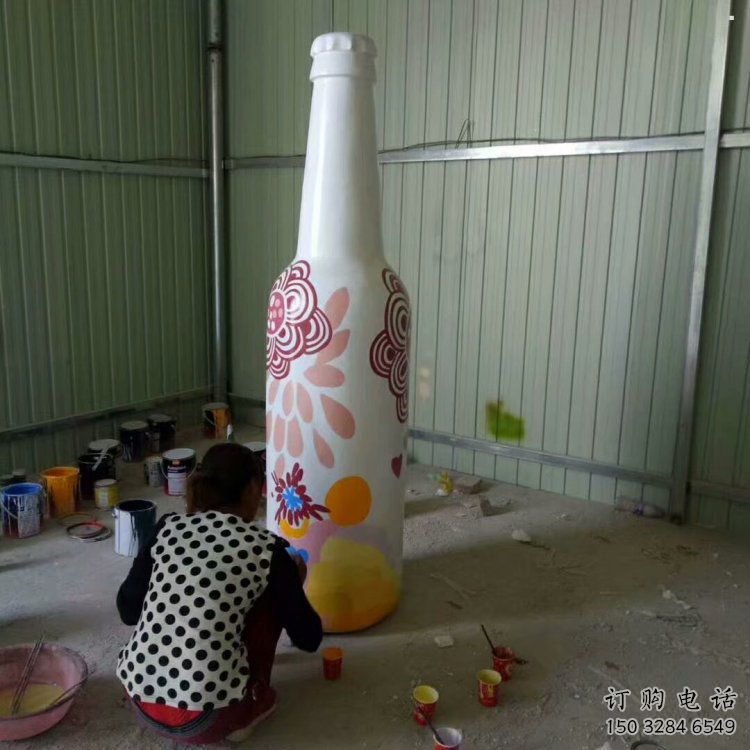 酒瓶雕塑 酒瓶雕塑