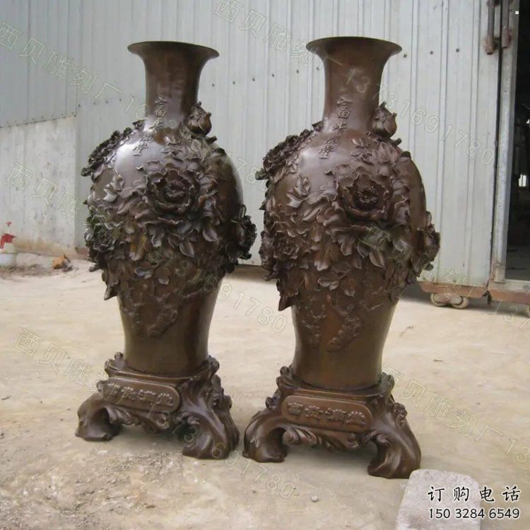 铜花瓶雕塑供应,城市装饰,彩色铜花瓶雕塑优选 铜花瓶雕塑供应,城市装饰,彩色铜花瓶雕塑优选