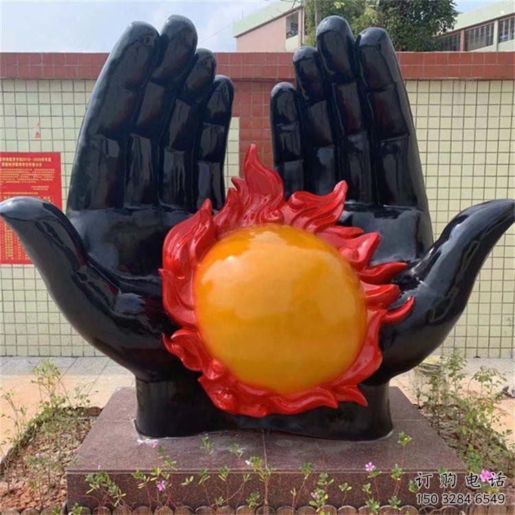 火球雕塑选用,仿铜系列,现代手托火球雕塑优价 火球雕塑选用,仿铜系列,现代手托火球雕塑优价